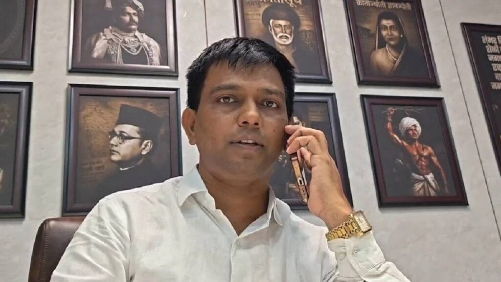 Nitesh Karale contesting Nagpur graduate constituency election